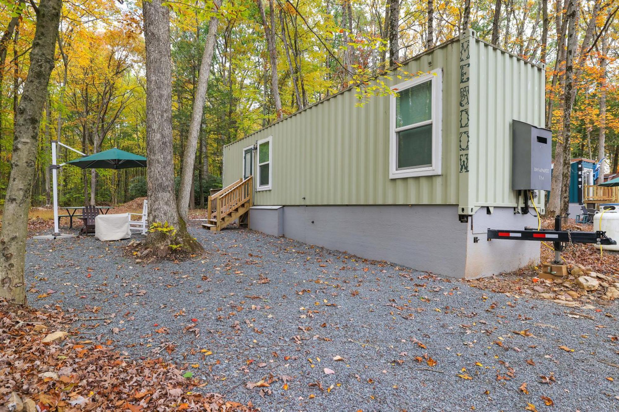 Camptel Poconos Lodging Hotel Albrightsville Exterior photo