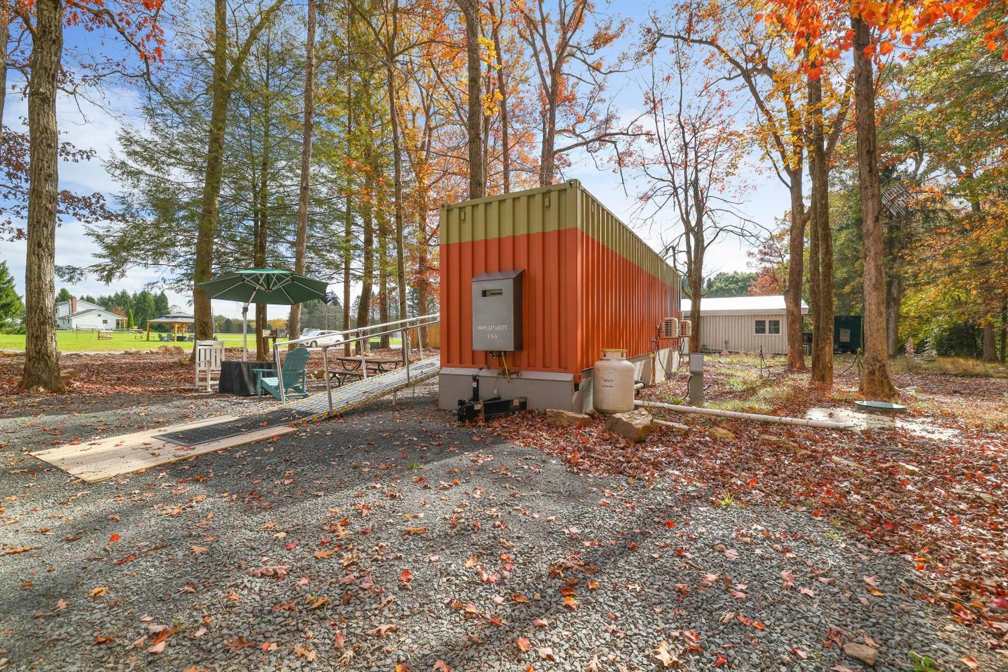 Camptel Poconos Lodging Hotel Albrightsville Exterior photo