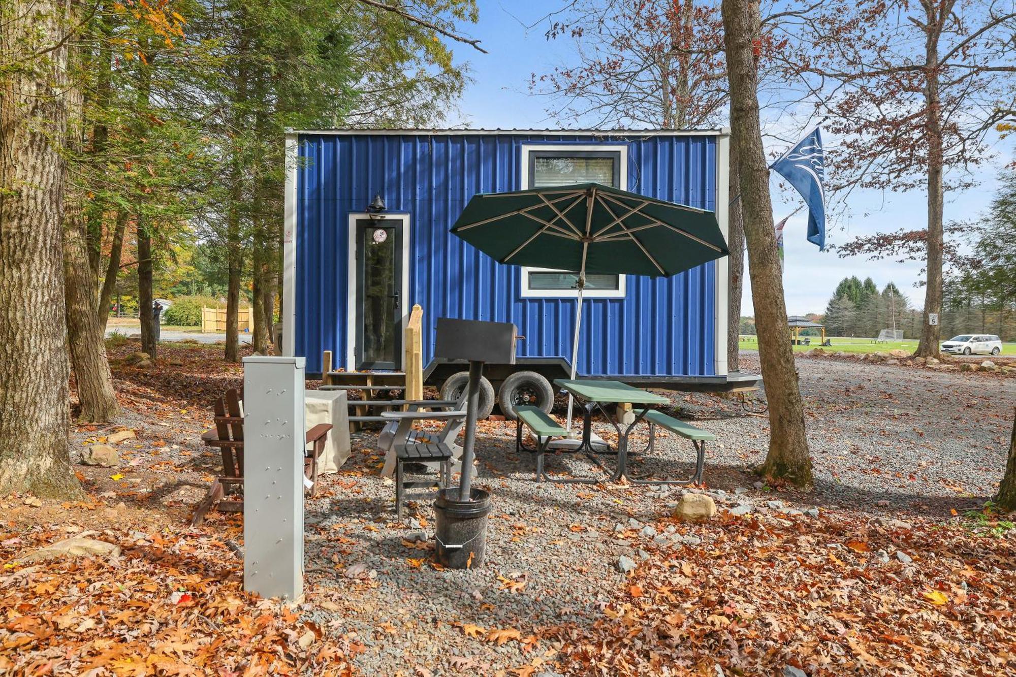 Camptel Poconos Lodging Hotel Albrightsville Exterior photo