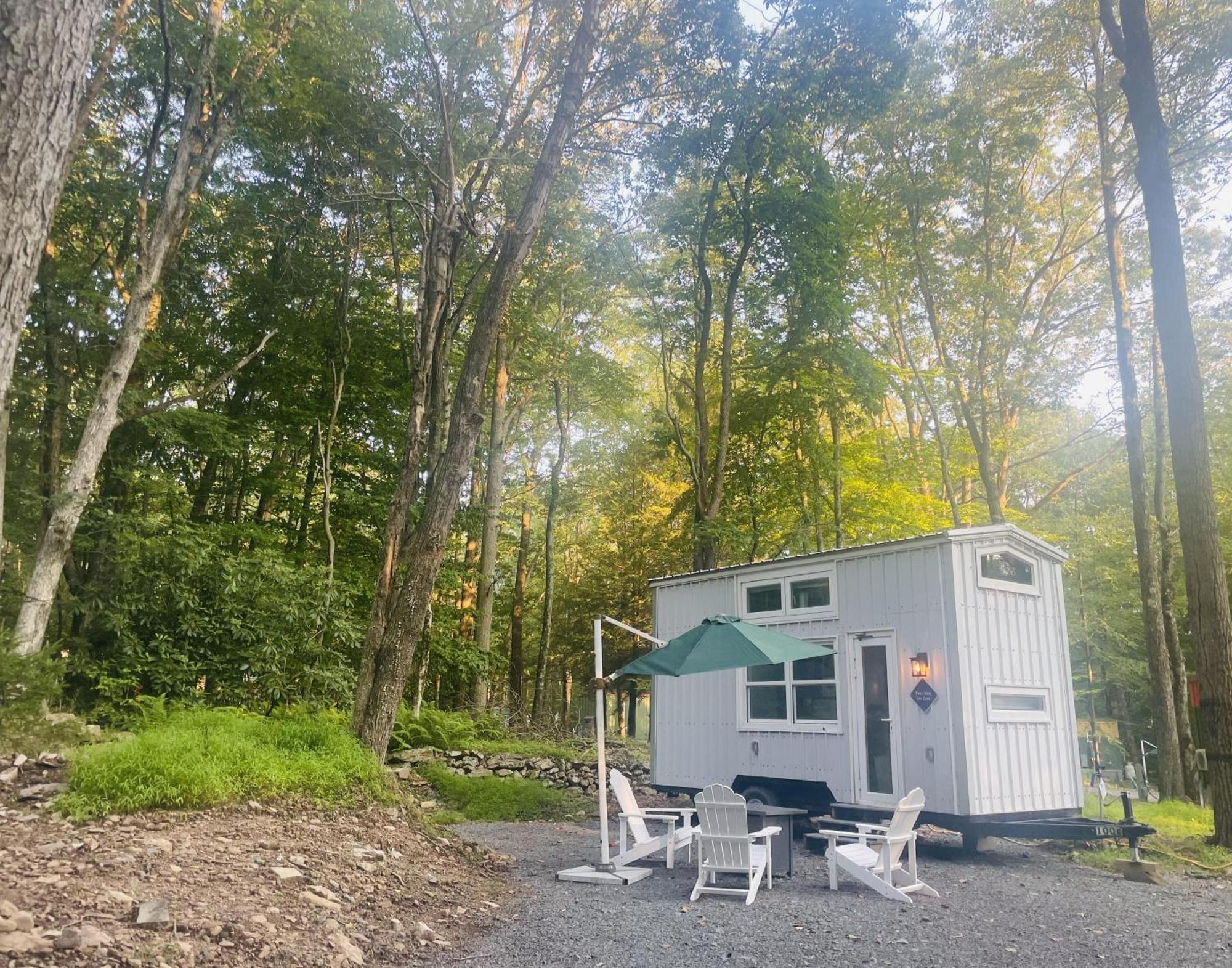 Camptel Poconos Lodging Hotel Albrightsville Exterior photo